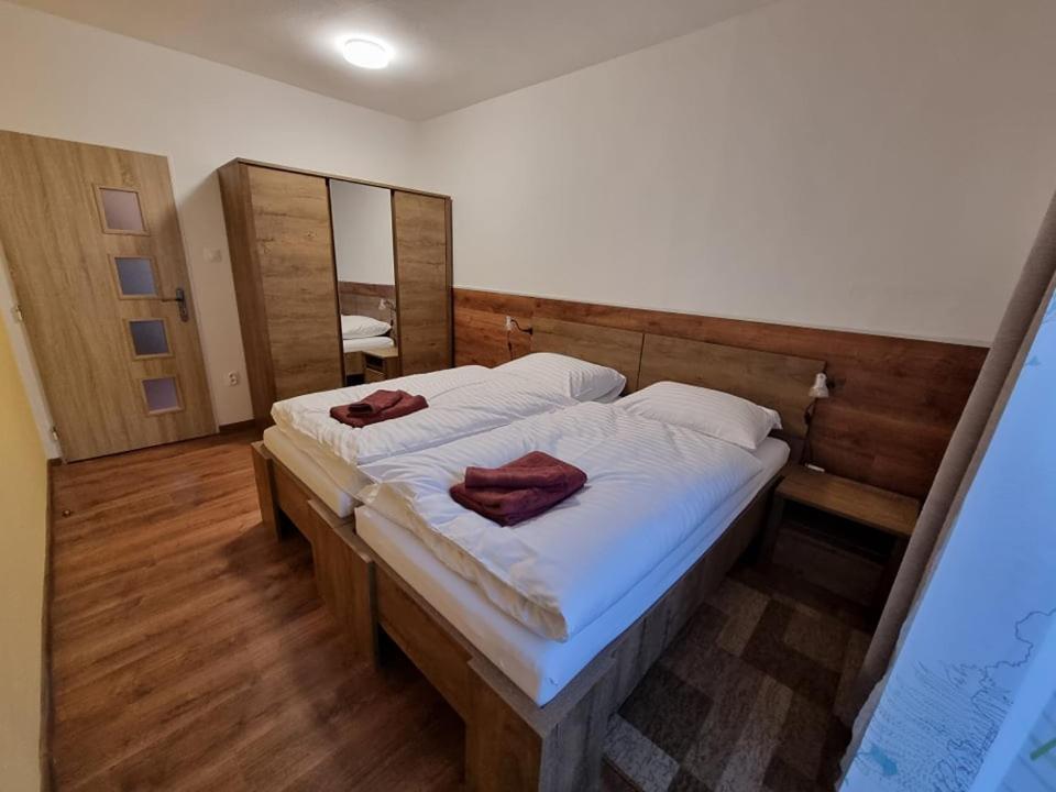 Villa-Gallant Poprad Buitenkant foto